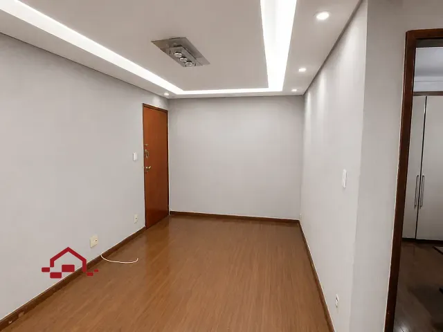 Apartamento 3 quartos e 1 banheiro, à venda, no bairro Carlos Prates em Belo Horizonte