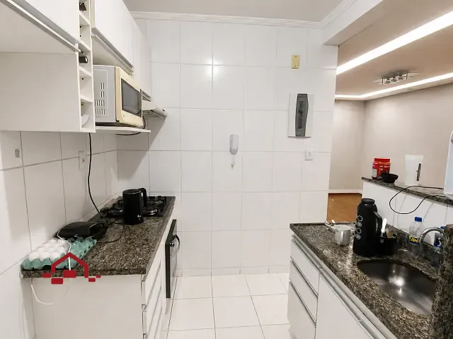 Apartamento 3 quartos e 1 banheiro, à venda, no bairro Carlos Prates em Belo Horizonte
