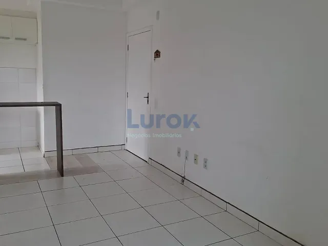 Apartamento com 60m² 2 quartos e 1 banheiro, para alugar, no bairro Parque das Colinas em Valinhos