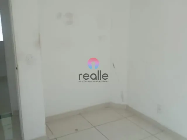 Apartamento 2 quartos e 1 banheiro, à venda, no bairro Floramar em Belo Horizonte