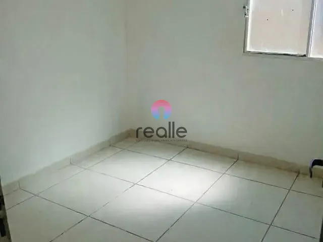 Apartamento 2 quartos e 1 banheiro, à venda, no bairro Floramar em Belo Horizonte