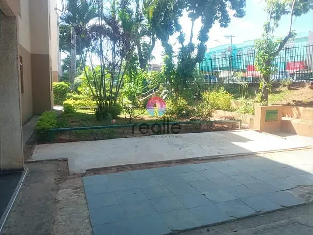 Apartamento 2 quartos e 1 banheiro, à venda, no bairro Floramar em Belo Horizonte