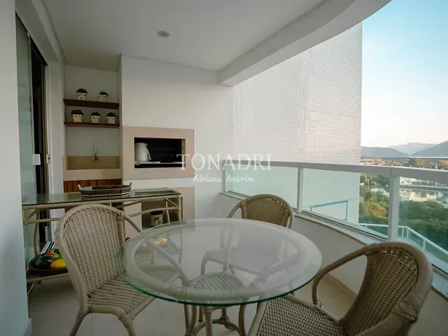 Apartamento 3 quartos e 4 banheiros, à venda, no bairro Barra Sul em Balneário Camboriú