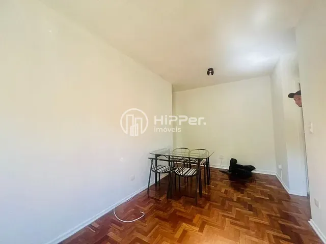 Apartamento 1 quarto e 1 banheiro, à venda ou para alugar, no bairro Bela Vista em São Paulo