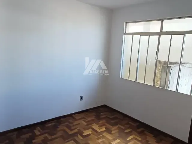 Apartamento 2 quartos e 1 banheiro, para alugar, no bairro Centro em Ponta Grossa