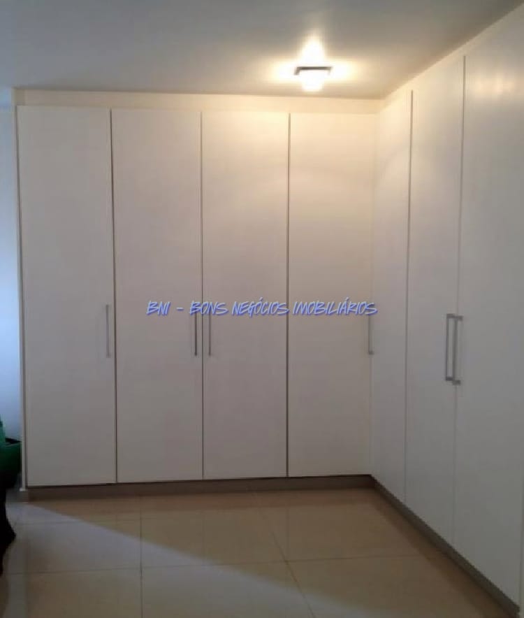 Apartamento à venda com 4 quartos, 274m² - Foto 9