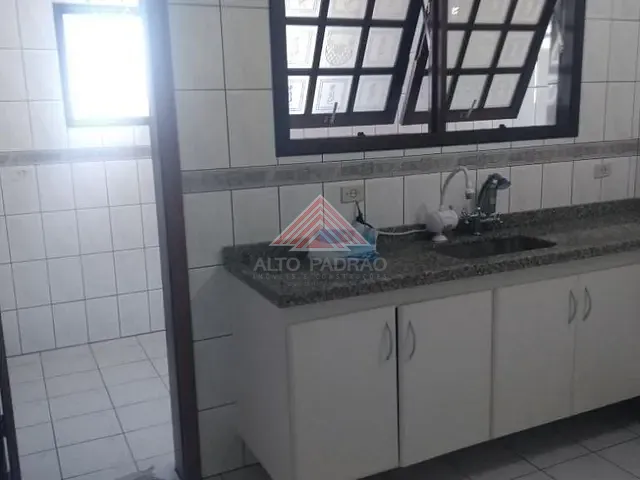 Apartamento à venda, no bairro Vila Bocaina em Mauá