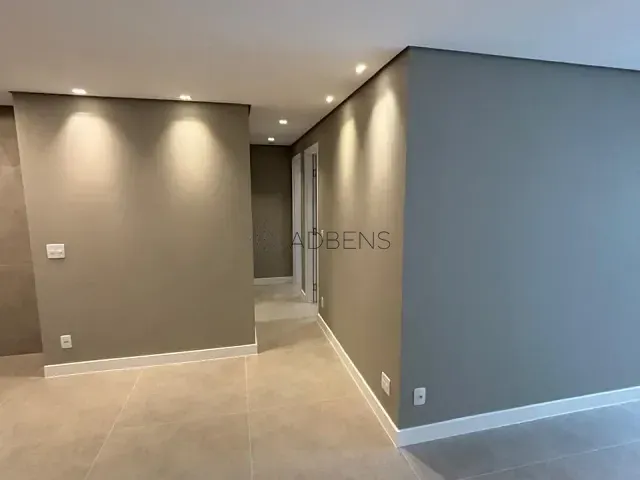 Apartamento 3 quartos e 2 banheiros, à venda, no bairro Itaim Bibi em São Paulo