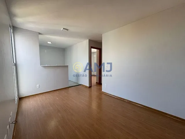 Apartamento 2 quartos e 1 banheiro, à venda, no bairro Setor Parque Tremendão em Goiânia