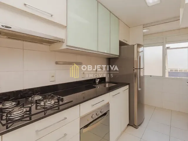 Apartamento 2 quartos e 2 banheiros, para alugar, no bairro Higienópolis em Porto Alegre