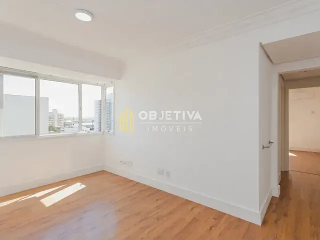 Apartamento 2 quartos e 2 banheiros, para alugar, no bairro Higienópolis em Porto Alegre