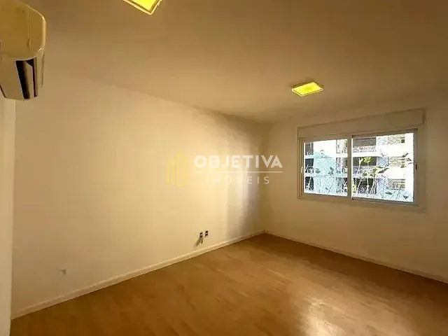 Apartamento 2 quartos e 2 banheiros, para alugar, no bairro Rio Branco em Porto Alegre