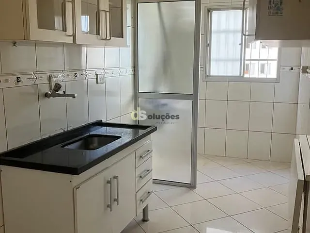 Apartamento 2 quartos e 1 banheiro, à venda, no bairro Santa Teresinha em São Paulo