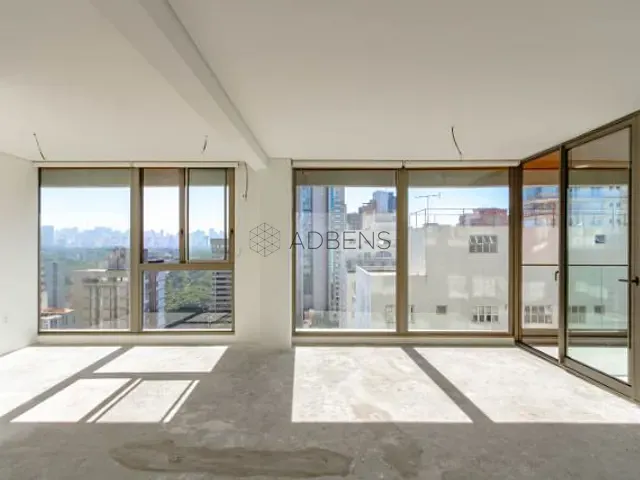 Apartamento 1 quarto e 3 banheiros, à venda, no bairro Itaim Bibi em São Paulo