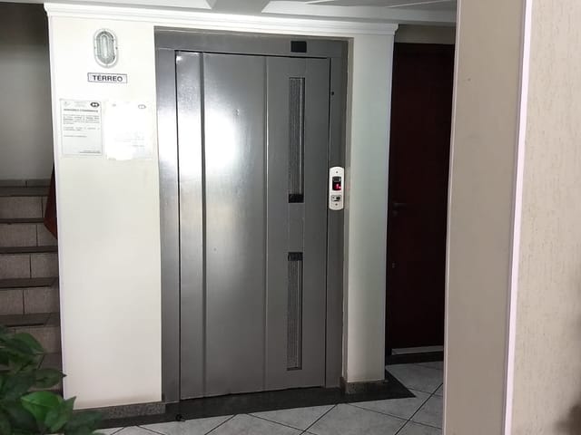 Apartamento à venda, no bairro meia praia em Itapema