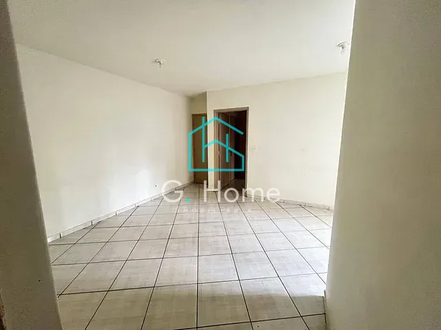 Apartamento com 112m² 3 quartos e 2 banheiros, para alugar, no bairro Centro em Londrina