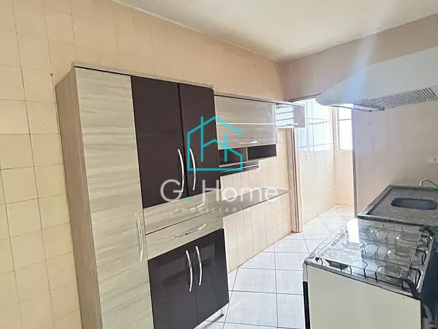 Apartamento com 112m² 3 quartos e 2 banheiros, para alugar, no bairro Centro em Londrina