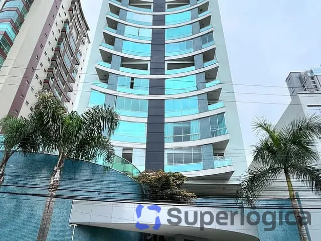 Apartamento 3 quartos e 4 banheiros, à venda, no bairro Fazenda em Itajaí
