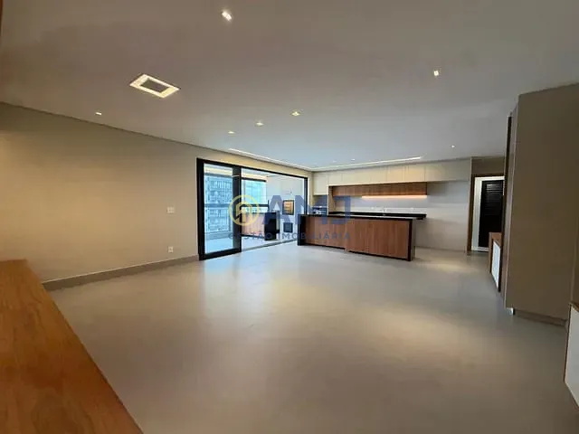 Apartamento 3 quartos e 3 banheiros, à venda, no bairro Setor Bueno em Goiânia