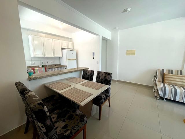 Apartamento 2 quartos e 2 banheiros, à venda, no bairro Centro em Bertioga