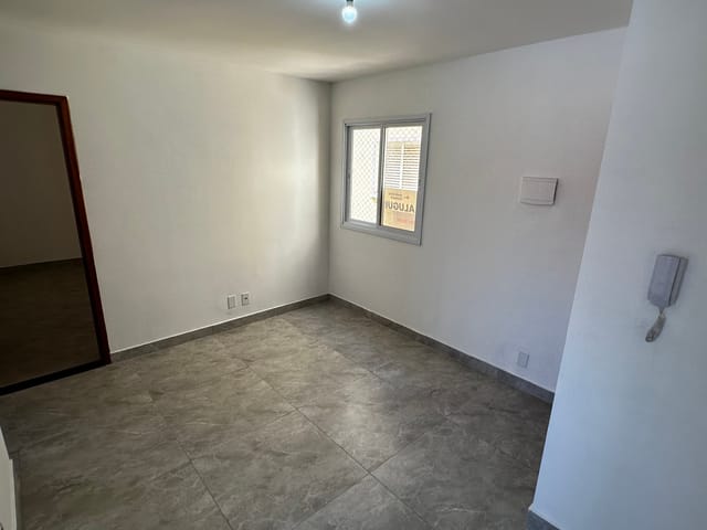 Foto do Apartamento - 🏡 Lindo Apartamento Reformado para Locação no Condomínio Dona Ignez - Planejado na cozinha e dormitório – Próximo à Fábrica da Honda! | Imobiliária Compare