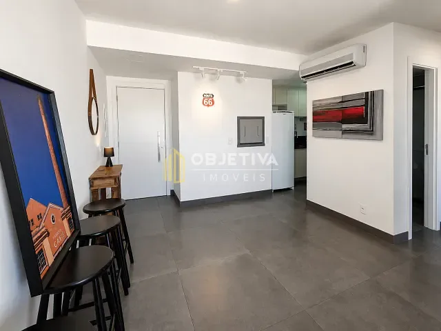 Apartamento 2 quartos e 2 banheiros, para alugar, no bairro Santana em Porto Alegre