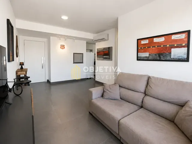 Apartamento 2 quartos e 2 banheiros, para alugar, no bairro Santana em Porto Alegre