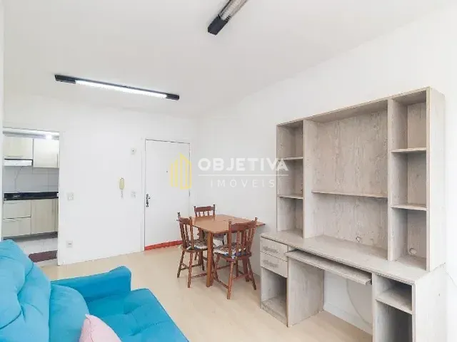 Apartamento 3 quartos e 2 banheiros, para alugar, no bairro Partenon em Porto Alegre