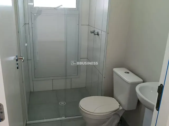 Apartamento 2 quartos e 2 banheiros, para alugar, no bairro Parque Esplanada em Embu das Artes