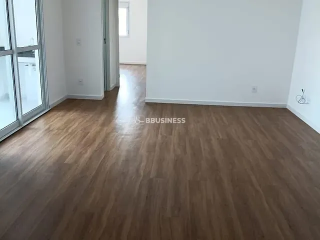 Apartamento 2 quartos e 2 banheiros, para alugar, no bairro Parque Esplanada em Embu das Artes