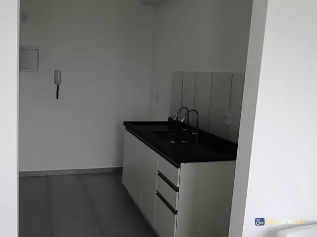 Apartamento 2 quartos e 2 banheiros, para alugar, no bairro Parque Esplanada em Embu das Artes