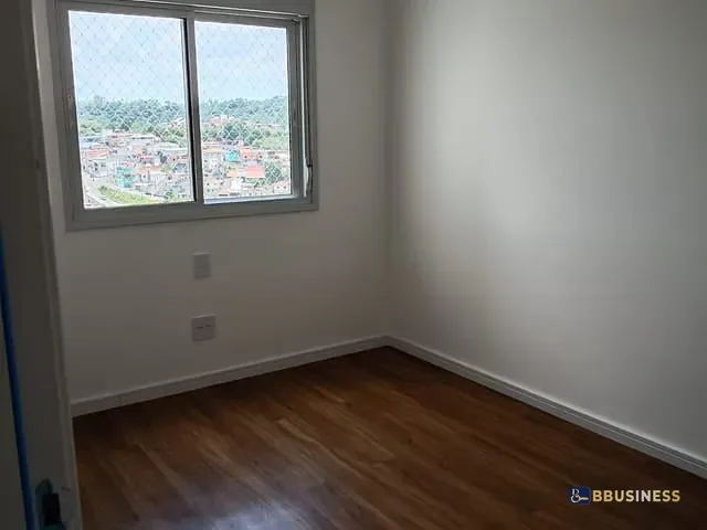 Apartamento 2 quartos e 2 banheiros, para alugar, no bairro Parque Esplanada em Embu das Artes