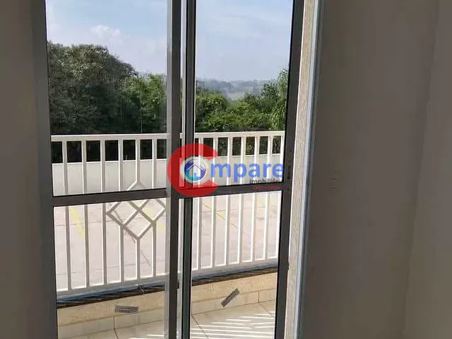 Apartamento 2 quartos e 1 banheiro, à venda, no bairro Parque Maria Helena em Guarulhos