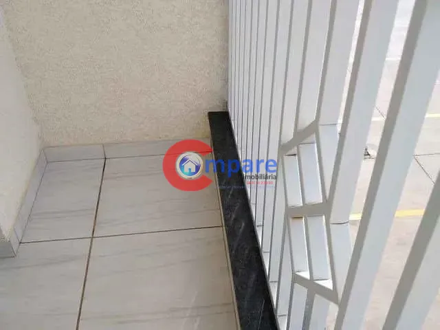 Apartamento 2 quartos e 1 banheiro, à venda, no bairro Parque Maria Helena em Guarulhos