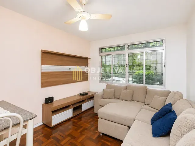 Apartamento 3 quartos e 1 banheiro, para alugar, no bairro Menino Deus em Porto Alegre