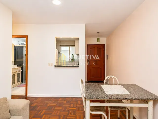 Apartamento 3 quartos e 1 banheiro, para alugar, no bairro Menino Deus em Porto Alegre