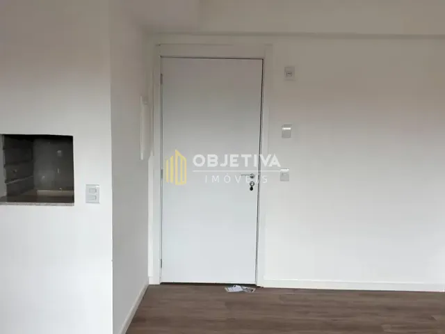 Apartamento 2 quartos e 1 banheiro, à venda, no bairro Passo da Areia em Porto Alegre