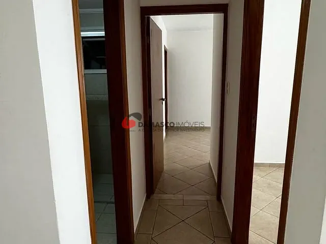 Apartamento 2 quartos e 1 banheiro, para alugar, no bairro Santa Maria em São Caetano do Sul