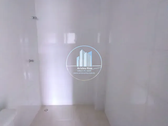 Apartamento com 82m² 2 quartos e 1 banheiro, para alugar, no bairro Conjunto Habitacional Inconfidentes em Pouso Alegre
