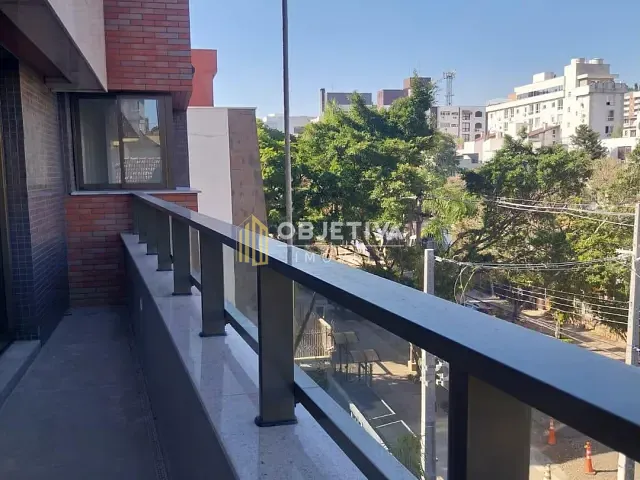 Apartamento 3 quartos e 4 banheiros, à venda, no bairro Auxiliadora em Porto Alegre