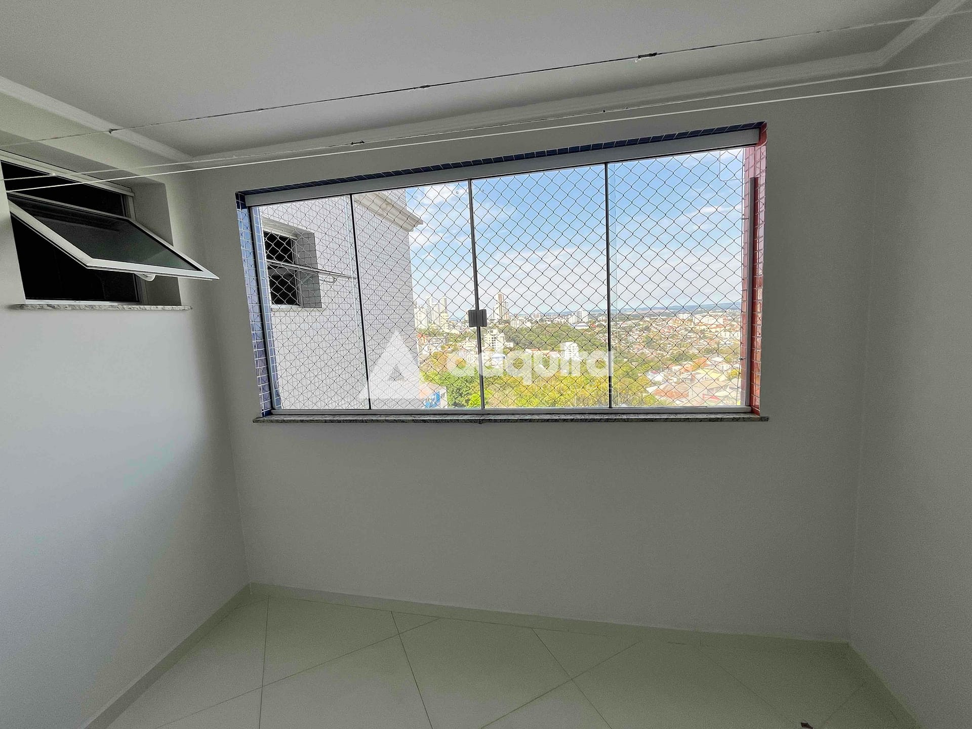 Apartamento à venda com 3 quartos, 165m² - Foto 9