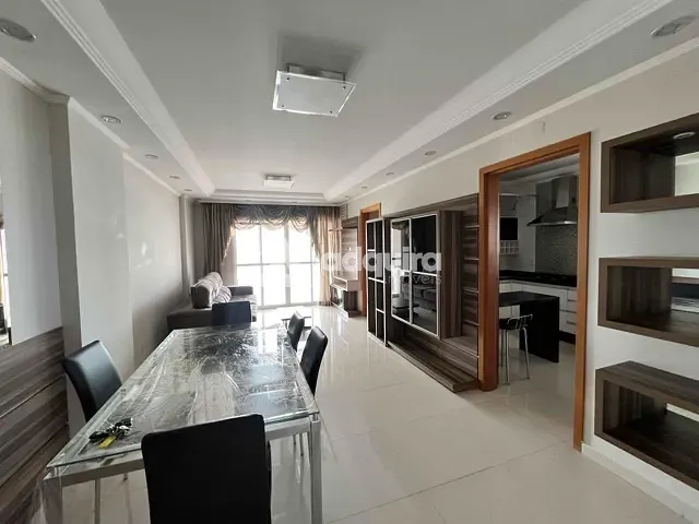 Apartamento com 180m² 3 quartos e 2 banheiros, à venda, no bairro Centro em Ponta Grossa