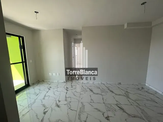 Apartamento com 83m² 3 quartos e 1 banheiro, à venda, no bairro Contorno em Ponta Grossa