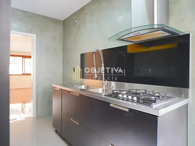 Apartamento 2 quartos e 2 banheiros, para alugar, no bairro Bela Vista em Porto Alegre