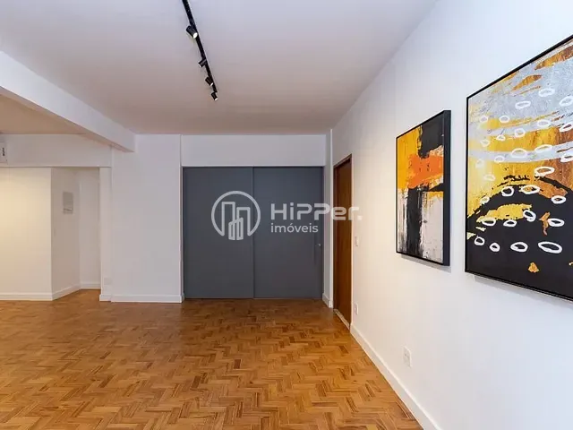 Apartamento 3 quartos e 2 banheiros, à venda, no bairro Jardim Paulista em São Paulo