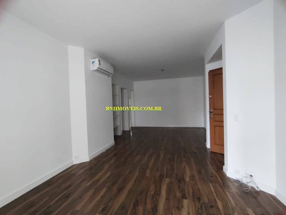 Apartamento, 3 quartos, 130 m² - Foto 1