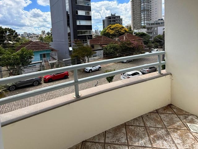 Apartamento 2 quartos e 1 banheiro, à venda, no bairro Panazzolo em Caxias do Sul