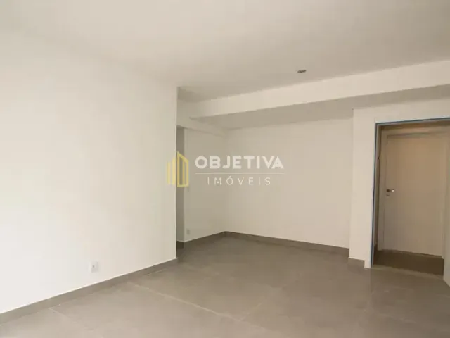 Apartamento 2 quartos e 2 banheiros, à venda ou para alugar, no bairro Jardim Botânico em Porto Alegre