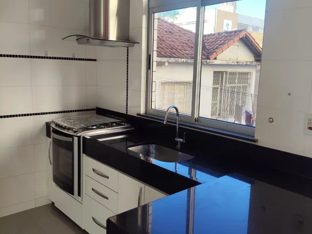 Apartamento 3 quartos e 2 banheiros, à venda, no bairro Carlos Prates em Belo Horizonte