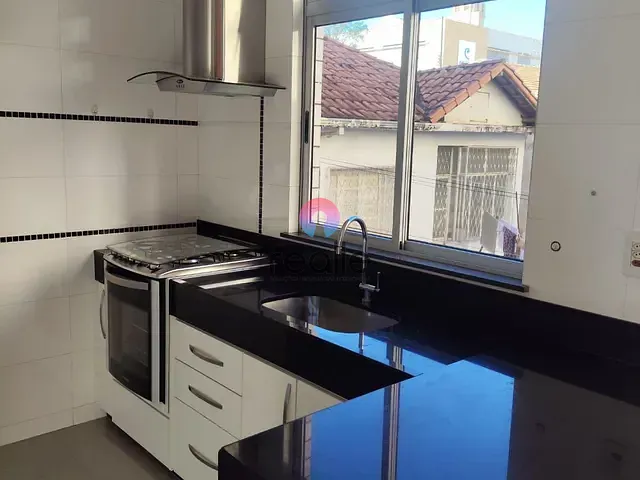 Apartamento 3 quartos e 2 banheiros, à venda, no bairro Carlos Prates em Belo Horizonte